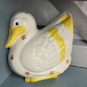Vintage Gailstyn-Sutton Ceramic Pelican Jello Mold Wall Hanging